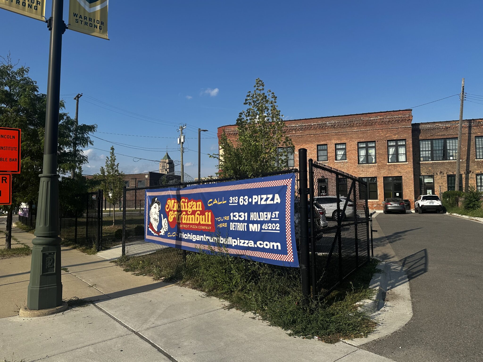 detroit style pizza in its namesake city michigan trumball